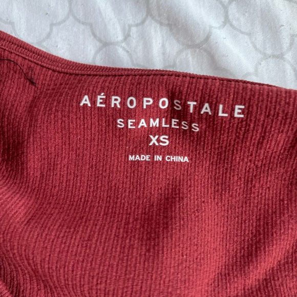 XS Seamless aero crop top - Picture 3 of 5